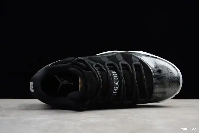 Cheap Husky Jordan Retro 